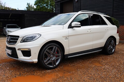 Mercedes-Benz M Class ML63 AMG 5.5 V8 62