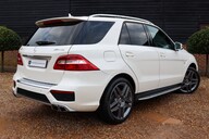 Mercedes-Benz M Class ML63 AMG 5.5 V8 8