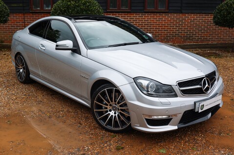 Mercedes-Benz C Class C63 AMG 6.3 V8 39