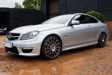 Mercedes-Benz C Class C63 AMG 6.3 V8 46