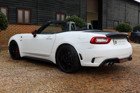 Abarth 124 Spider 1.4 MULTIAIR MANUAL 57