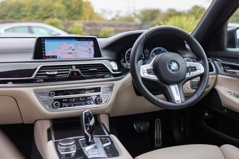 BMW 7 Series 730D 3.0 M SPORT 14