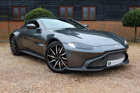 Aston Martin Vantage 4.0 V8 33