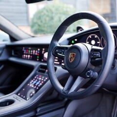 Porsche Taycan TURBO 93KWH 1