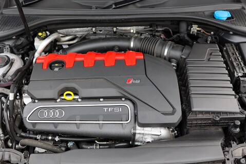 Audi RS3 2.5 QUATTRO S-Tronic 50