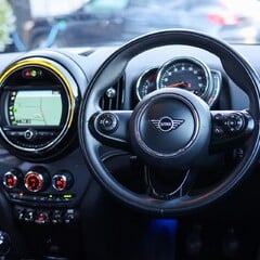 Mini Countryman COOPER 2.0 D ALL4 2