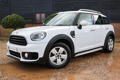 Mini Countryman 1.5 COOPER CLASSIC AUTO 6