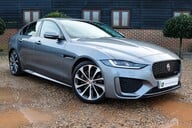 Jaguar XE R-DYNAMIC 2.0 SE 44