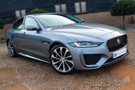 Jaguar XE R-DYNAMIC 2.0 SE 47