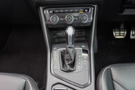 Volkswagen Tiguan R-LINE 2.0 TDI BLUEMOTION TECHNOLOGY DSG 28