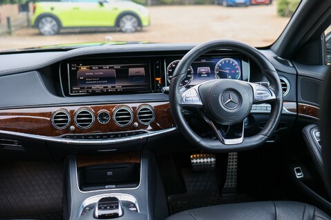 Mercedes-Benz S Class S400L 3.5 HYBRID AMG LINE EXECUTIVE 12