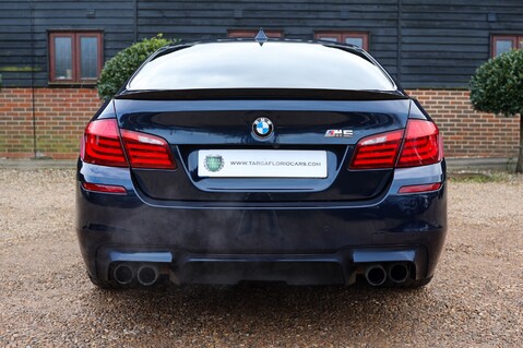 BMW M5 4.4 V8 6