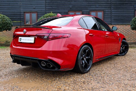 Alfa Romeo Giulia QUADRIFOGLIO 2.9 V6 BITURBO 10