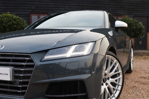 Audi TTS 2.0 TFSI QUATTRO S-STRONIC 54