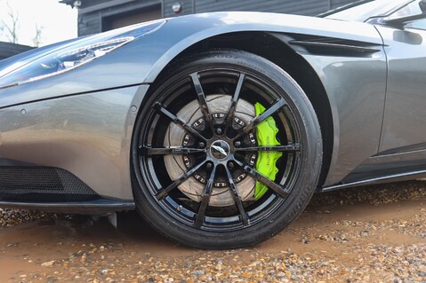 Aston Martin DB11 AMR 5.2 V12 61