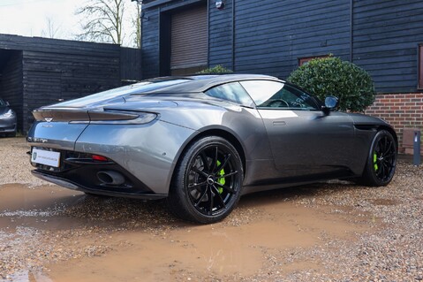 Aston Martin DB11 AMR 5.2 V12 67