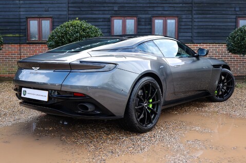 Aston Martin DB11 AMR 5.2 V12 9