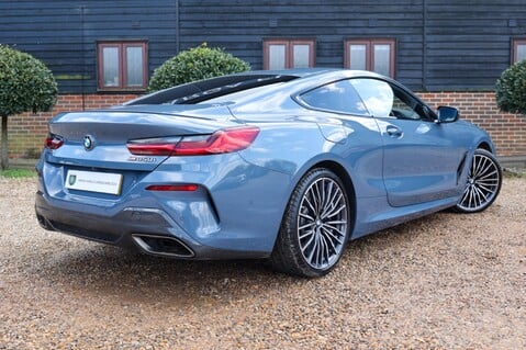 BMW 8 Series M850I XDRIVE 4.4 V8 75