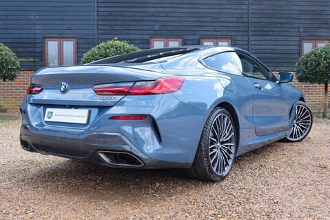 BMW 8 Series M850I XDRIVE 4.4 V8 9