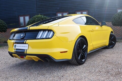 Ford Mustang 2.3 ECOBOOST MANUAL 54