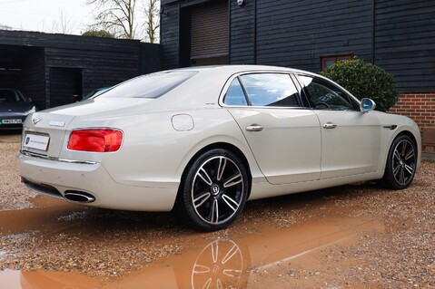 Bentley Flying Spur 6.0 W12 TWIN TURBO 89