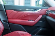 Maserati Levante 3.8 V8 TROFEO 26