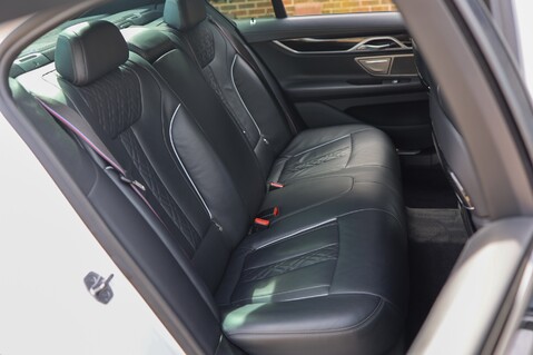 BMW 7 Series 745E MSPORT 3.0 PHEV 30