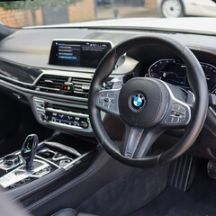 BMW 7 Series 745E MSPORT 3.0 PHEV 1