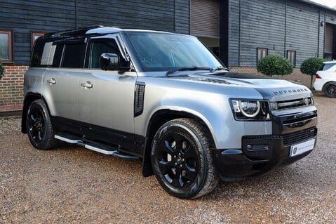 Land Rover Defender X-DYNAMIC HSE 3.0 MHEV 64