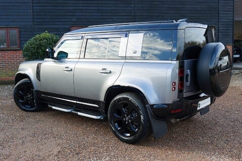 Land Rover Defender X-DYNAMIC HSE 3.0 MHEV 2