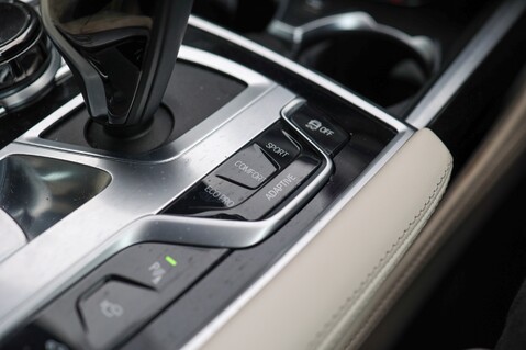 BMW 7 Series 740D XDRIVE 3.0 M SPORT 35