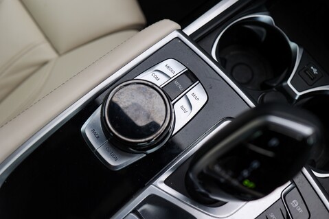 BMW 7 Series 740D XDRIVE 3.0 M SPORT 38