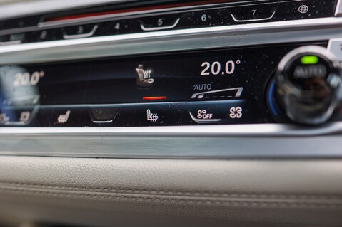 BMW 7 Series 740D XDRIVE 3.0 M SPORT 43