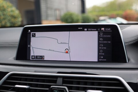 BMW 7 Series 740D XDRIVE 3.0 M SPORT 44