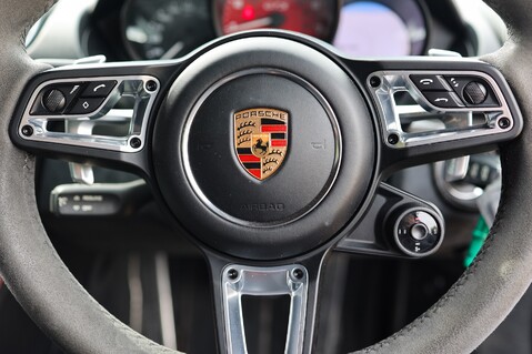 Porsche 718 Cayman GTS 2.5T PDK 15