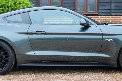 Ford Mustang GT 5.0 V8 MANUAL 12