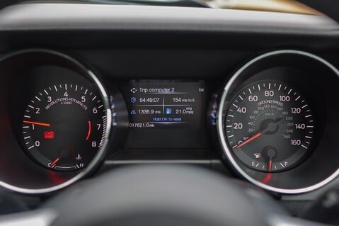 Ford Mustang GT 5.0 V8 MANUAL 26