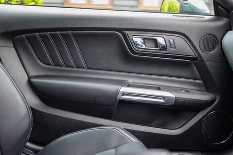 Ford Mustang GT 5.0 V8 MANUAL 30