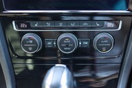 Volkswagen Golf R 2.0 TSI DSG 15