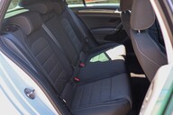 Volkswagen Golf R 2.0 TSI DSG 31