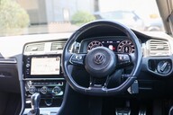 Volkswagen Golf R 2.0 TSI DSG 13