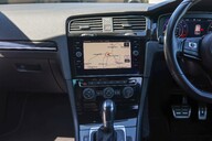 Volkswagen Golf R 2.0 TSI DSG 17