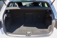 Volkswagen Golf R 2.0 TSI DSG 33