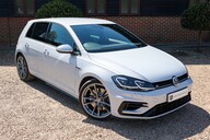 Volkswagen Golf R 2.0 TSI DSG 46