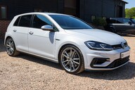 Volkswagen Golf R 2.0 TSI DSG 49