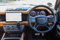 Land Rover Defender 110 X 3.0 MHEV URBAN 3