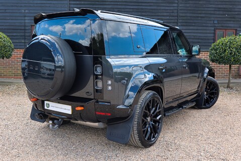 Land Rover Defender 110 X 3.0 MHEV URBAN 72