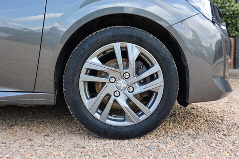 Peugeot 208 1.2 PURETECH ACTIVE PREMIUM S/S 10