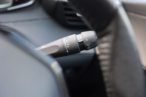 Peugeot 208 1.2 PURETECH ACTIVE PREMIUM S/S 22