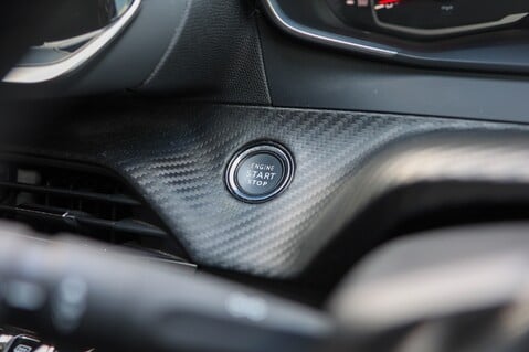 Peugeot 208 1.2 PURETECH ACTIVE PREMIUM S/S 24